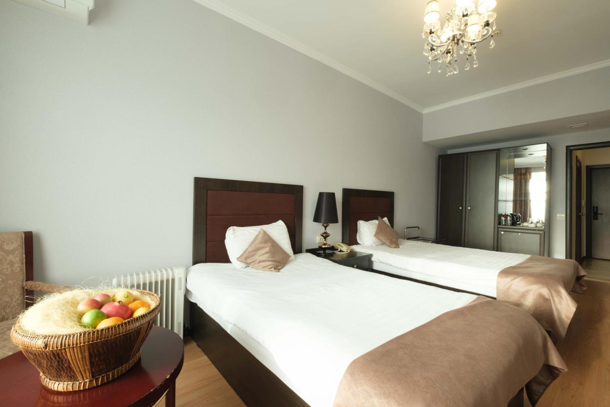 REIKARTZ PARK ASTANA ex-Royal Park Hotel&SPA Eksteriør billede