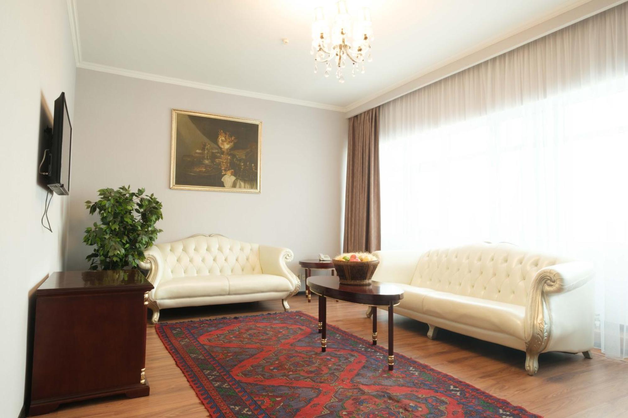 REIKARTZ PARK ASTANA ex-Royal Park Hotel&SPA Eksteriør billede