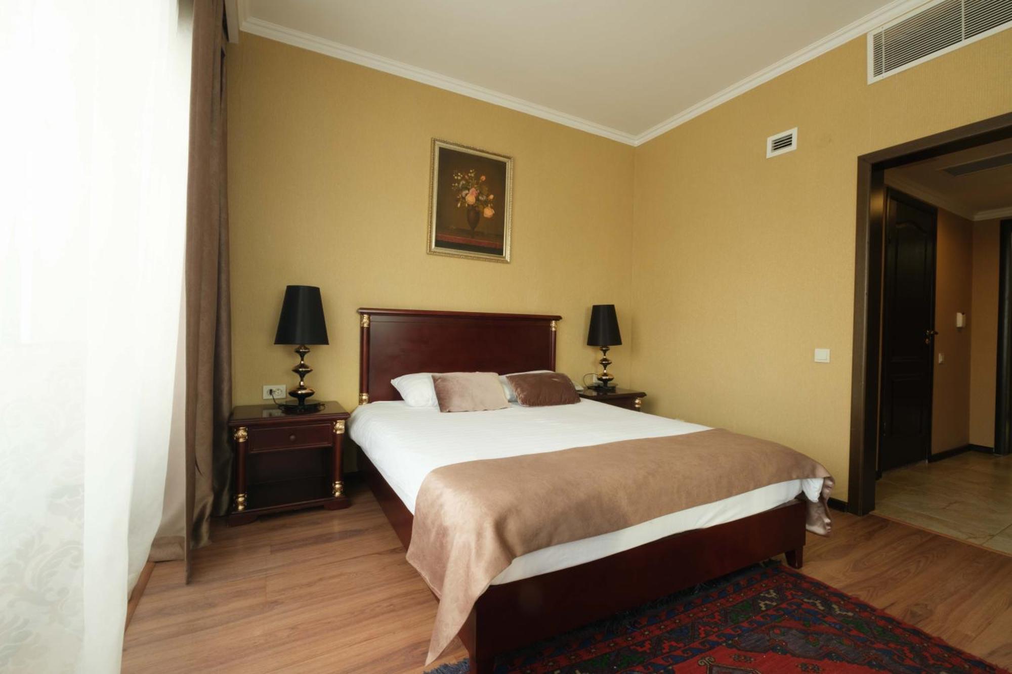 REIKARTZ PARK ASTANA ex-Royal Park Hotel&SPA Eksteriør billede